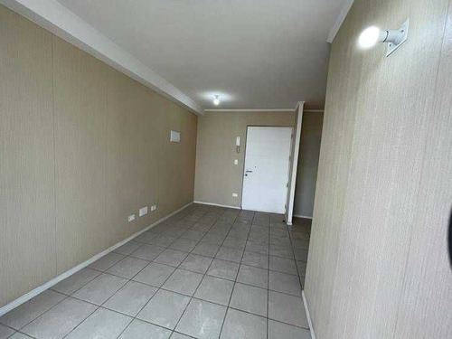 Av Ovalle (67771)