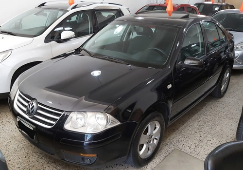 Volkswagen Bora Trendline 2.0 Mt