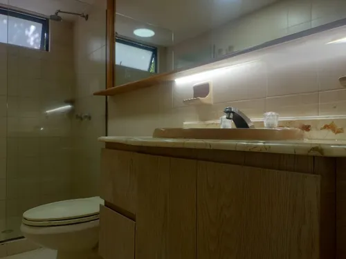 Apartamento En Arriendo En Aguacatala, Poblado