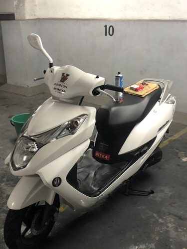 Honda Elite
