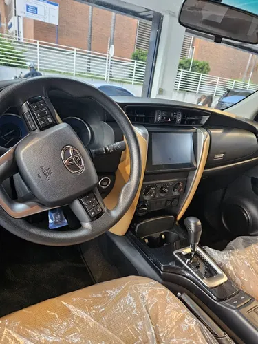 Toyota Fortuner 2.7 4x4