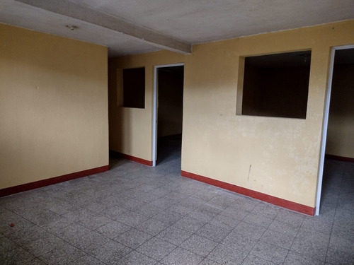 Imagen 5 de 13 de Casa De 2 Niveles En Zona 3 La Esperanza (negociable)