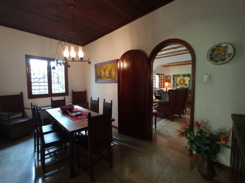 Imagen 8 de 17 de Casa En Venta En Los Palos Grandes (is)