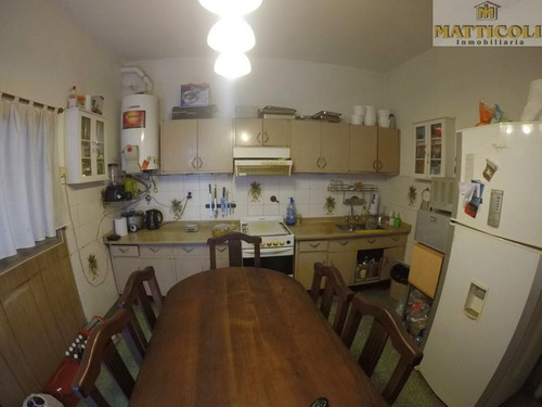 Casa Multifamiliar Sobre Lote De 330 M2 En Villa Ballester