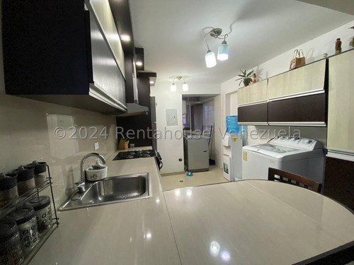 Sorangel Vargas Vende Bello Apartamento Con Piscina, Urbanismo Privado, Piso Bajo. Metropolitano Javier Zona Oeste Barquisimeto