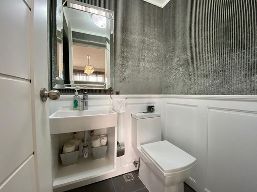 Apartamento Amueblado En Venta En Evaristo Morales De 3 Habitaciones
