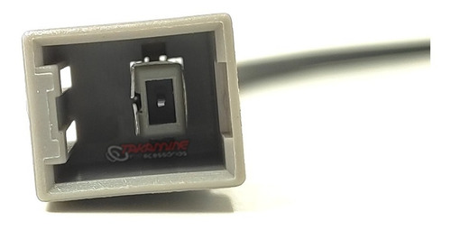 Imagem 2 de 3 de Plug Adaptador De Antena Kia E Hyundai