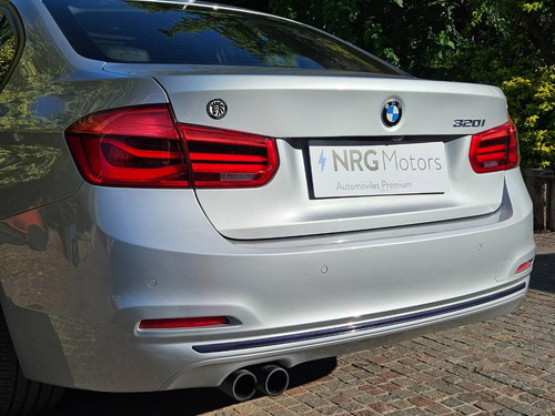 BMW Serie 3 2.0 320i Sedan Sportline