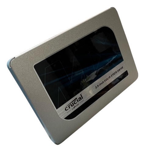 Ssd Interno Crucial, 2tb 3d Nand Sata, Ssd,prata E Azul