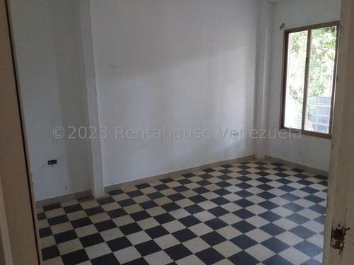 Casa En Venta En La Campiña Mls #23-20700 Carla Gonzalez Gt
