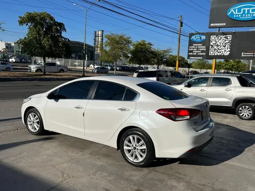 Kia Forte 2.0 Ex Mt
