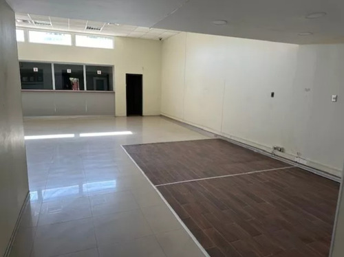 Arriendo De Excelente Local Comercial Centro San Felipe