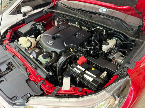 Imagen 13 de 14 de Toyota Hilux (l16) 2.8 C/d 4x4 Tdi Srv 177cv