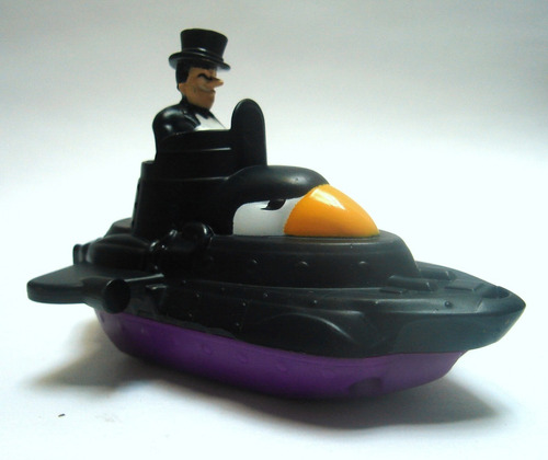 Juguete Mcdonald's 2011 The Penguin Sub De Batman The Brave