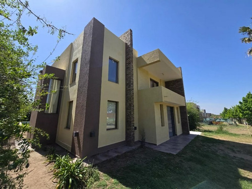 Casa Country En Valle Del Golf Zona Carlos Paz