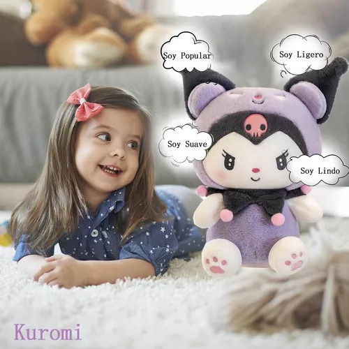 N Peluche Kuromi Disfrazada Morada 25cm + 100pzs Pegatinas