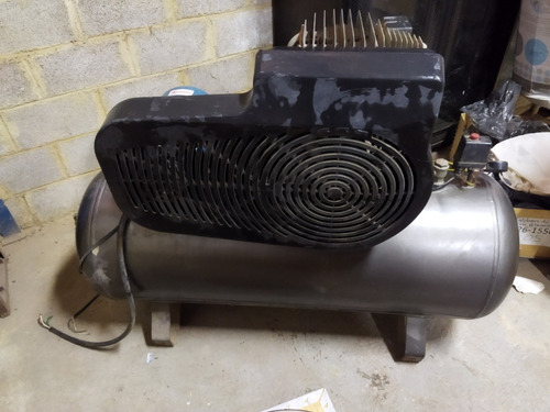 Compresor Industrial De 300 Litros Motor 75 Hp (Usado)