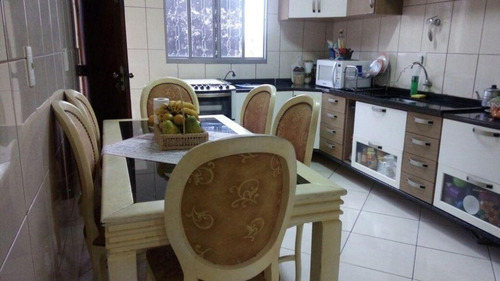 Sobrado / 130 M / 4 Dorm / Residencial - So0839