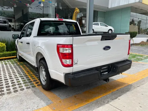 Ford F-150 3.3 XL Doble Cabina V6 4x2 At