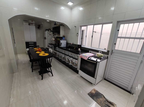 Imagem 11 de 14 de Linda Casa Com 2 Dormitórios Garagem Para 2 Carros