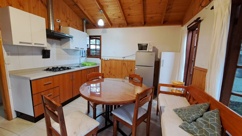 Casa Amoblada En Arriendo Sector Pasarela Quelhue, Pucón