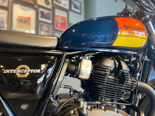Royal Enfield Interceptor650 0km Barcelona Blue 2023