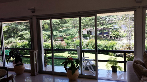 Casa En Venta Y Alquiler En Punta Del Este, Zona De Playa Mansa.- Ref: 18669