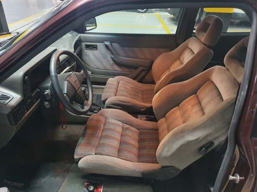 Imagem 8 de 13 de Gm Kadett Gsi