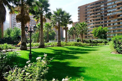 Departamento En Venta De 3 Dorm. En Vitacura