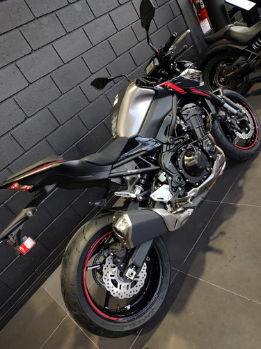Kawasaki Z900 0km 2023 Abs Ktrc Tomo Permutas Santander