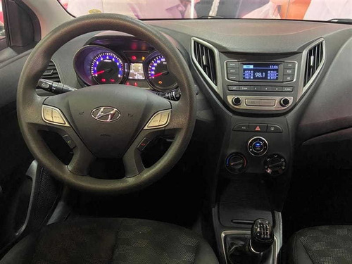 Imagem 8 de 15 de Hyundai Hb20 1.6m Comf 2017