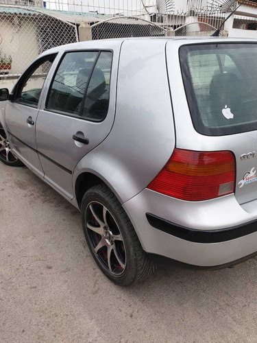Volkswagen 2002 Motor 1.6 Gasolina 5 Puertas