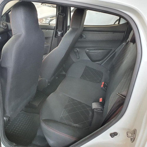 Imagem 8 de 13 de Kwid Zen 1.0 Flex 12v 5p Mec.