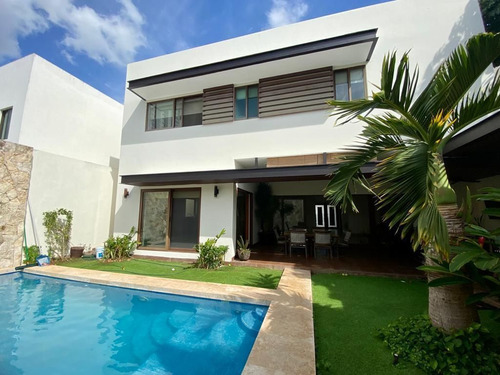 Residencia En Renta En La Mejor Privada De Altabrisa