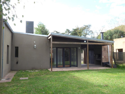 Imagen 18 de 24 de Casa En Venta En City Bell Calle 467 Esq 30 - Dacal Bienes Raices