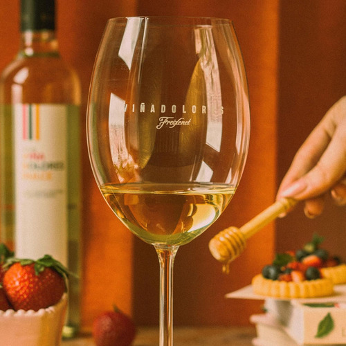 Vino Blanco Viña Dolores Dulce Muscat 500 ml