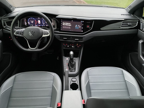 Volkswagen Nivus 1.0 4p Flex 200 Tsi Highline Automático