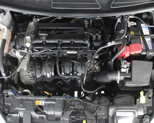 Ford Fiesta 1.6l Se Powershift