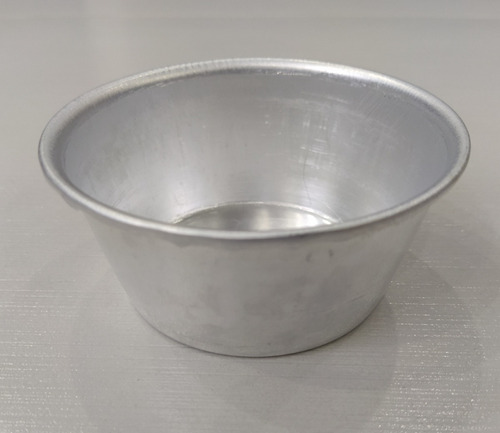 Molde Para Cupcake, Aluminio, 10 X 7,5 X 5 Cm, Usado