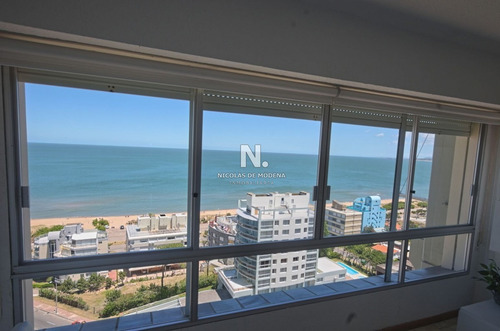 Apartamento En Venta Playa Mansa-ref:4371