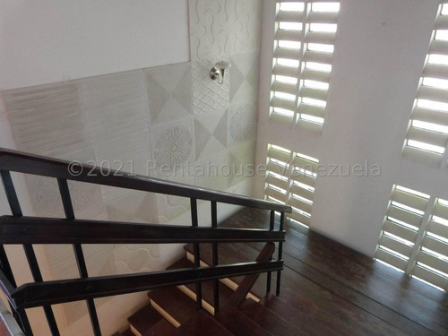 Imagen 8 de 15 de Venta Casa Prados Del Este 22-498-y Ymanol Elizalde 0414-3227631