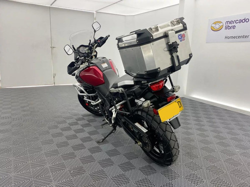 Suzuki V-strom Dl 1000