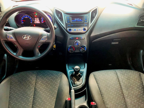 Imagem 7 de 15 de Hyundai Hb20 1.0 Comfort Plus 12v Flex 4p Manual