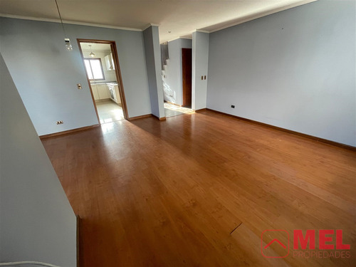 Casa En Venta De 4 Dorm. En Colina