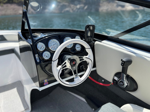 Lancha Geuna F185 Gss Con Mercury 115hp 4 Tiempos