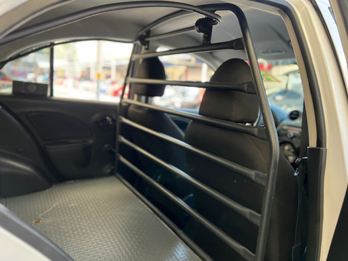 Nissan March 1.6 Active Cargo Aire Ac Mt