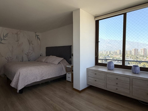 ¡exclusivo Dpto En Las Condes: 4d/3b, 121 M²!