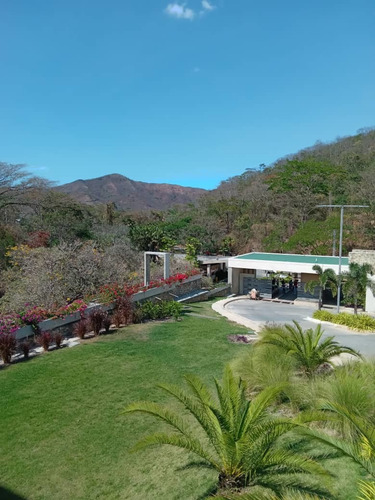 Imagen 4 de 21 de Townhouse En Cumbres De Guataparo