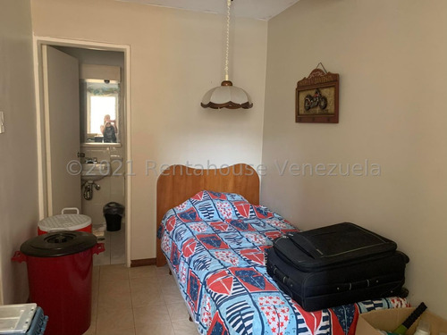 Indispensable Oportunidad Con Multiples Areas Sociales - Piscina - La Boyera // Luis Gomez // Mls #24-14375