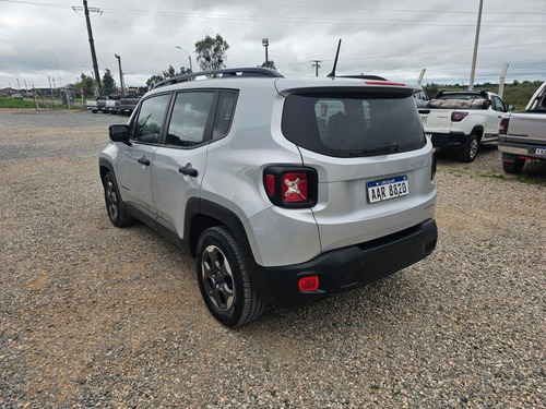 Jeep Renegade 1.8 Sport Flex At 5p